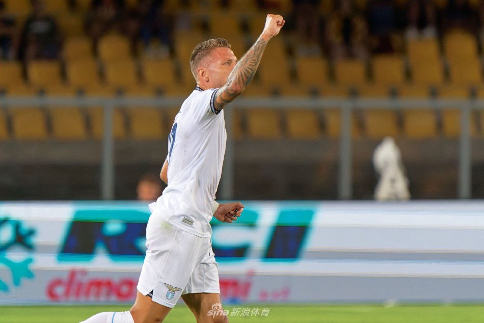 更是一个不 更是一个不